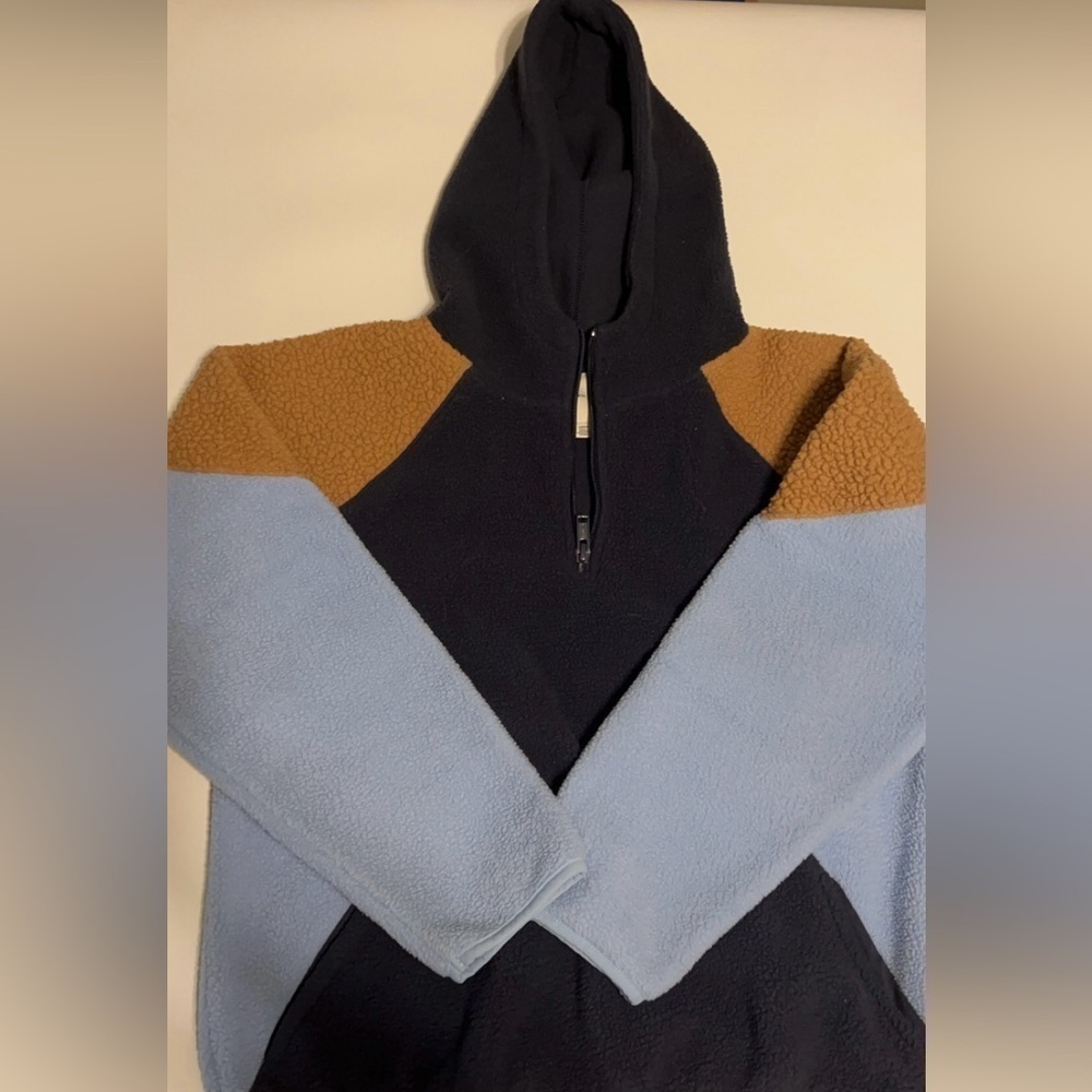 American Eagle fleece